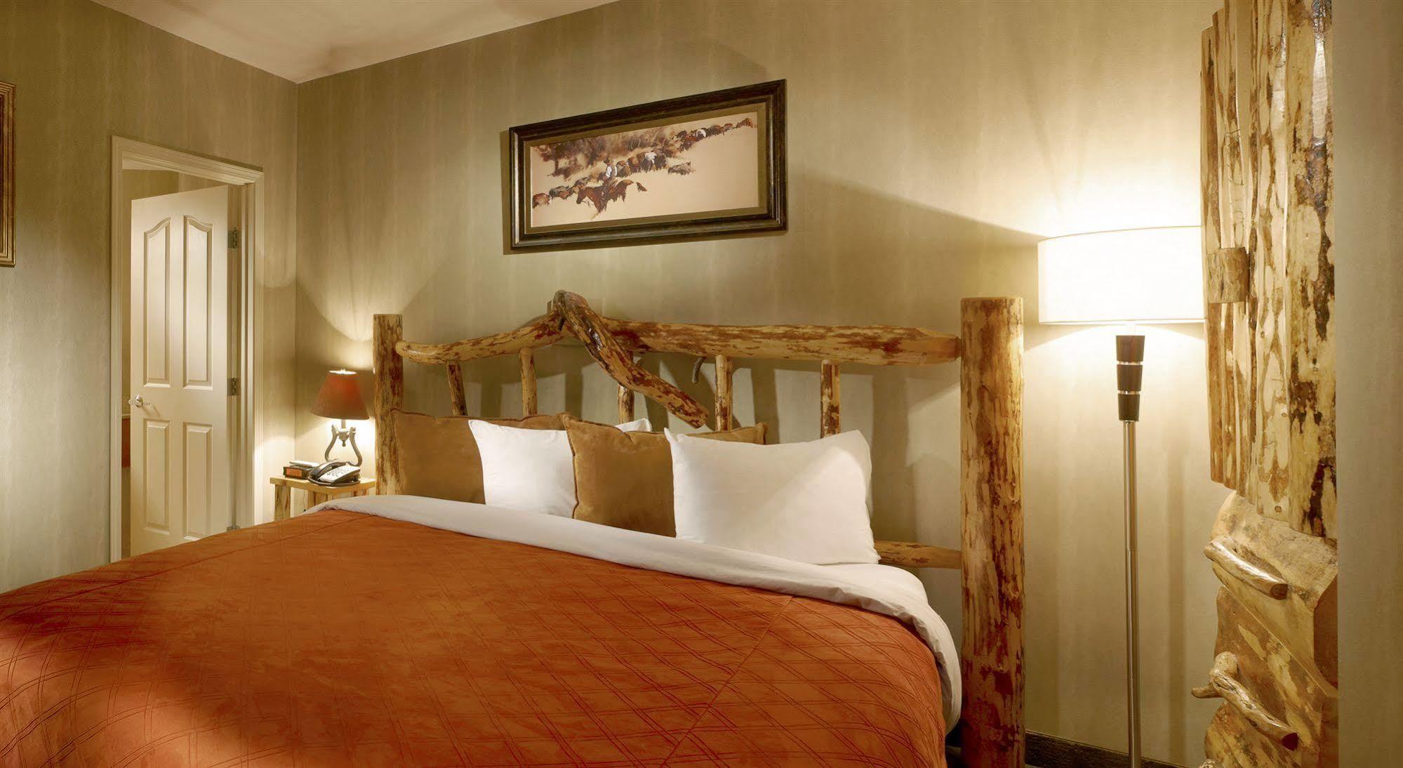 Deerfoot Inn And Casino Calgary Extérieur photo
